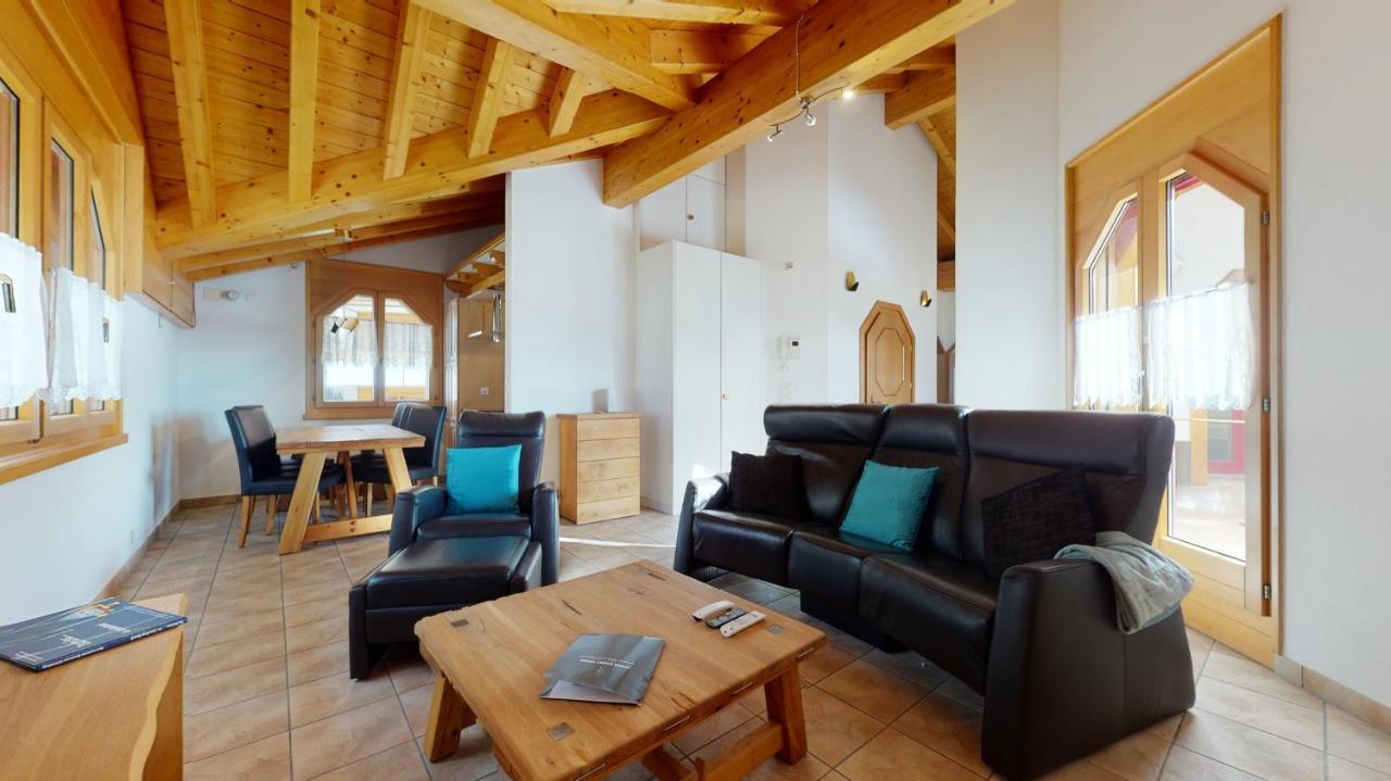 Octogon, 2 Bedrooms, Ideally Located In *